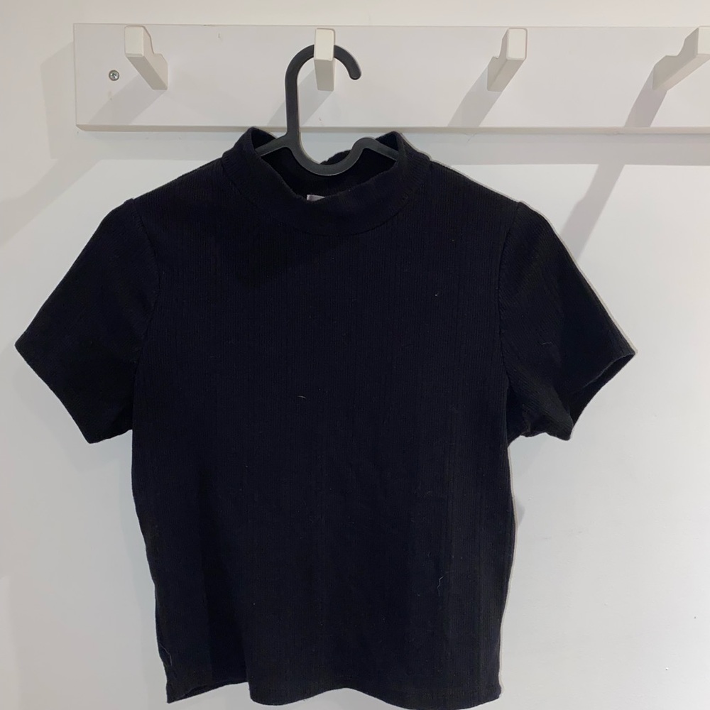 Black shirt
